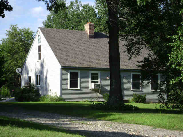 Building photograph for 31 SUNSET RD